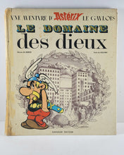 Load image into Gallery viewer, Astérix. Le Domaine des Dieux. Une Aventure d&#39;Astérix le Gaulois.  Goscinny [René]. Uderzo [Albert]. Dargaud [Paris]. 1971
