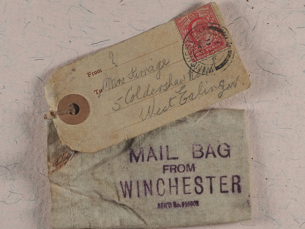 16 Collotype Views of Winchester. Valentine & Sons Ltd. Dundee. 1909. >>original printed miniature mail bag & book<<