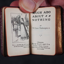 Load image into Gallery viewer, Shakespeare, William. Ellen Terry: A Midsummer Night&#39;s Dream, Much Ado About Nothing, Merchant Of Venice, Twelfth Night, The Merry Wives of Windsor. Bryce, David &amp; Son Glasgow. 1905 Five matching volumes.
