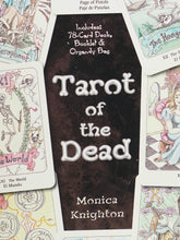 Load image into Gallery viewer, Tarot of the Dead. Monica Knighton. Llewellyn. U.S.A. 2004. ISBN 073870427X
