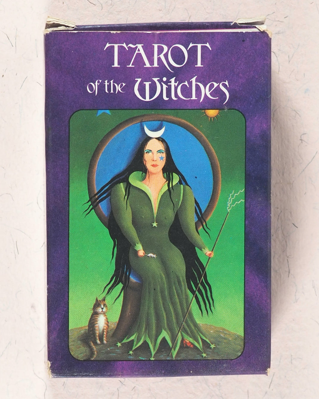 Tarot of the Witches. [007 James Bond Tarot]. Stuart R. Kaplan. A.G.Muller. Switzerland. 1974. ISBN 0913866539.