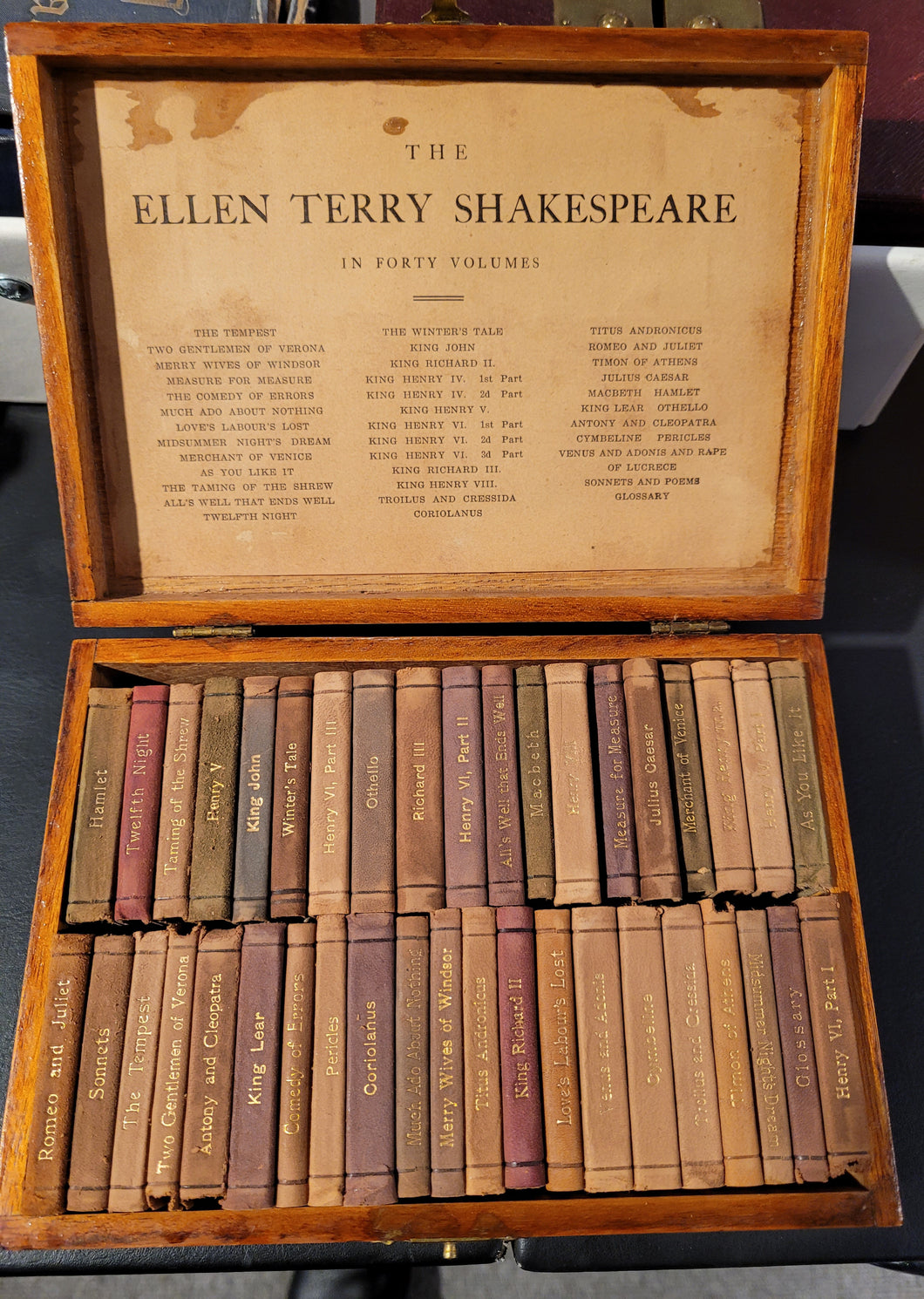 Oak Box containing the Ellen Terry Series of Shakespeare's works.