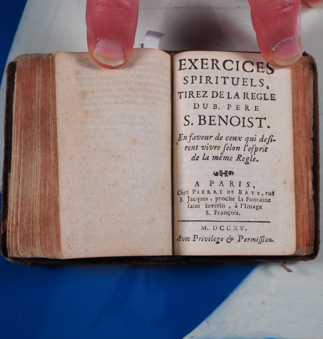 La Regle du Pere S. Benoist.Avec l'Abrege de la vie & une Paraphrase sur les Paroles de la Profession Religieuse. Nouvelle edition. Benedictus, Saint [Abbot of Monte Cassino]. Publication Date: 1715 CONDITION: VERY GOOD