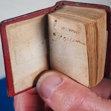 Load image into Gallery viewer, Bible in Miniature or a Concise History of both Testaments. John Harris. London. Circa 1806. &gt;&gt;HUGELY INFLUENTIAL RARE THUMB BIBLE&lt;&lt;
