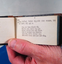 Load image into Gallery viewer, Utwalda bibel sprak med dartill lampeliga werser [Selected languages of the scriptures] &gt;&gt;MINIATURE BOOK&lt;&lt; [Clewberg, Christopher - compiler]. Publication Date: 1812. Condition: Very Good
